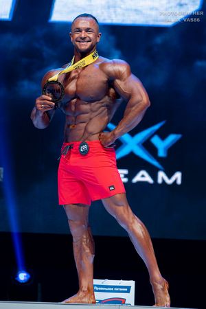 MEN'S PHYSIQUE 179